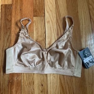 Dominique Intimate Apparel Bra Beige NWT 36D